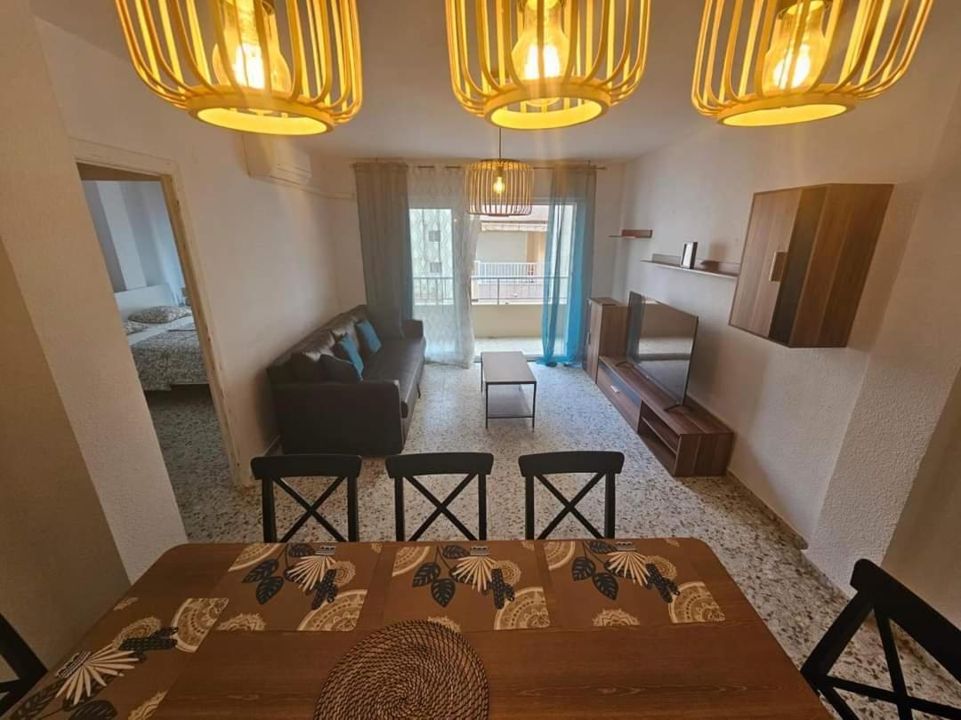 Terezia Apartamento Torrevieja Esterno foto