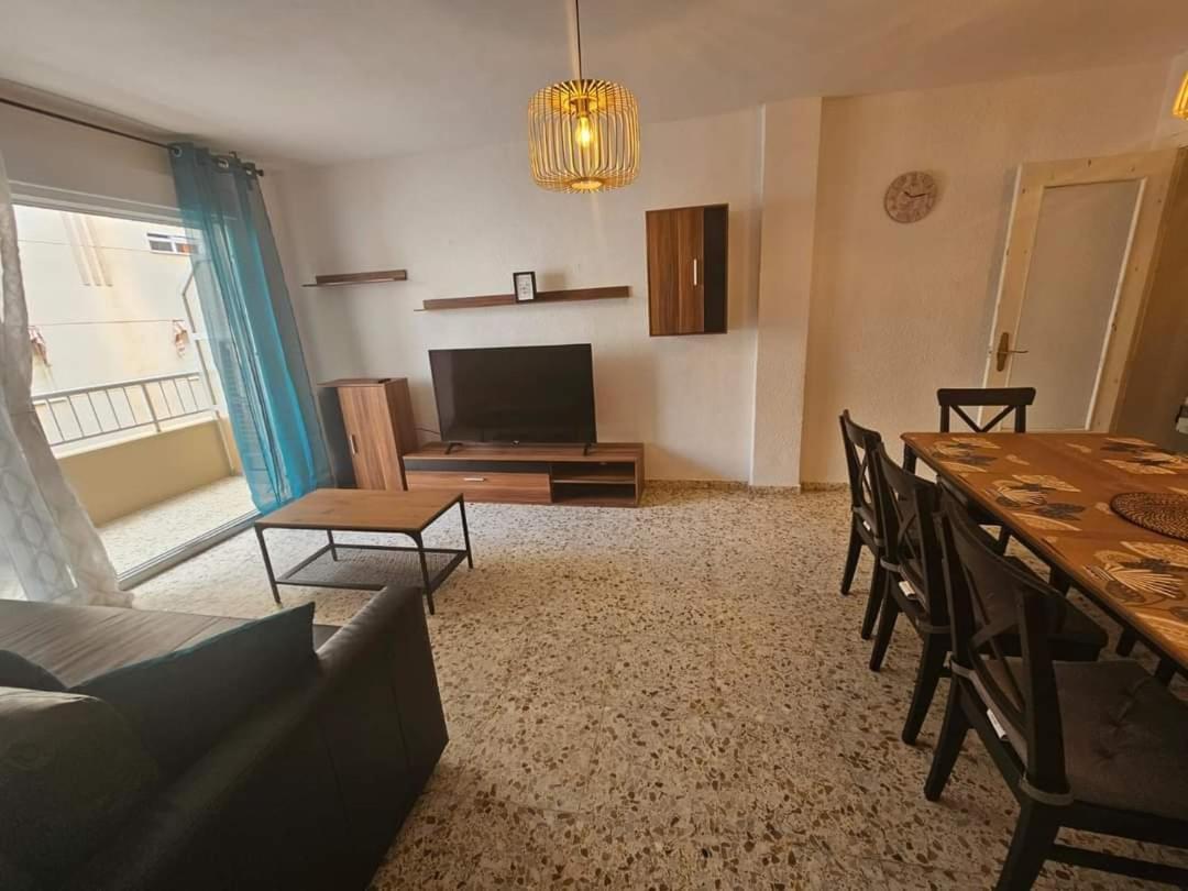 Terezia Apartamento Torrevieja Esterno foto