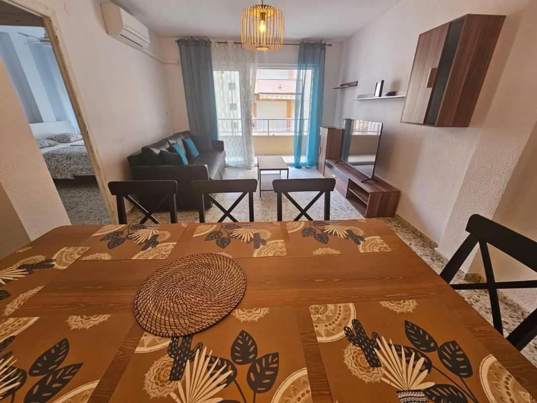 Terezia Apartamento Torrevieja Esterno foto