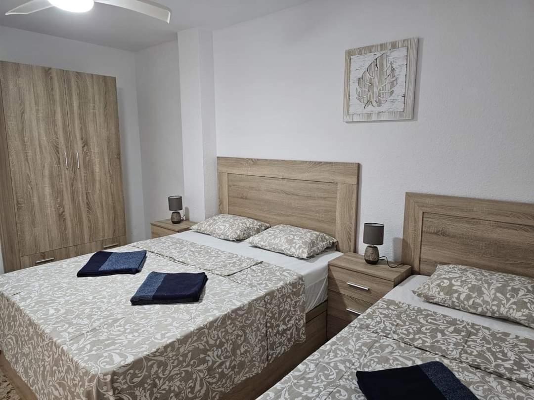 Terezia Apartamento Torrevieja Esterno foto
