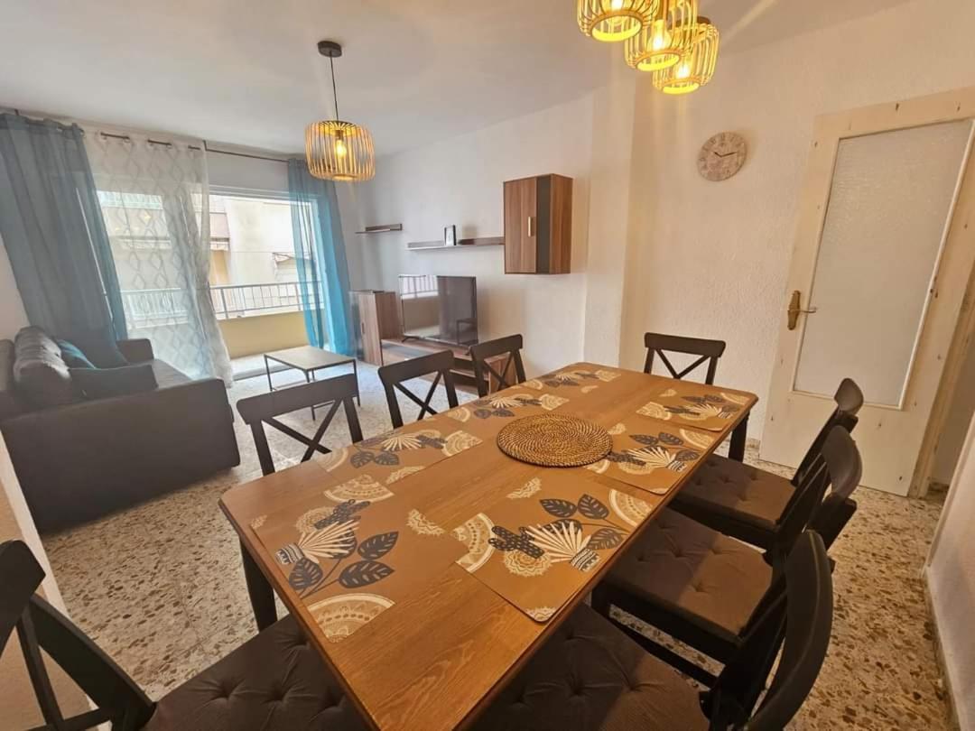 Terezia Apartamento Torrevieja Esterno foto